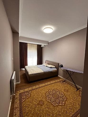 Просторная квартира с современной отделкой и мебелью. Планировка и