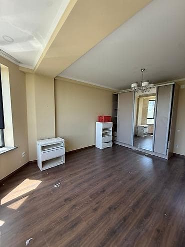 Недвижимость: 2 комнаты, 76 м², Элитка, 5 этаж — 5