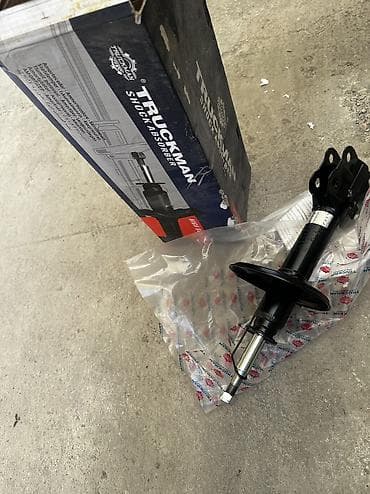 амортизаторы багажника: Комплект амортизаторов Toyota Новый, Япония — 7