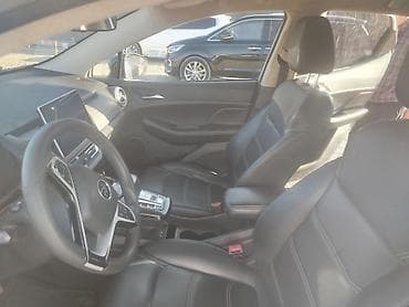 byd dolphin: BYD Yuan: 2019 г., Электромобиль, Кроссовер — 8