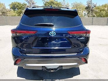 low ll: Toyota Highlander: 2022 г., 2.5 л, Автомат, Гибрид — 6