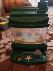 сколько стоит говорящий кактус: Чемоданчик медика-50 сом, динозавры - 80 сом, игра рыбки, нет — 14