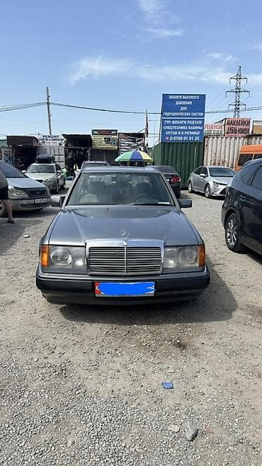 бескамерные диски: Mercedes-Benz W124: 1990 г., Седан — 4