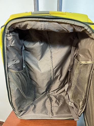 Очки: Чемодан, Б/у, Материал: Полиэстер, Средний (40 - 70 л), Кодовый замок — 3