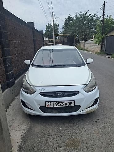 mazda cronos: Hyundai Solaris: 2011 г., 1.6 л, Автомат, Бензин, Седан — 4