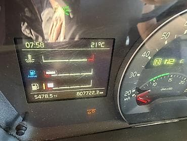 прицеп на троктор: Тягач, Volvo, 2019 г., Тентованный — 8