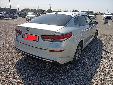 275 70 18: Kia K5: 2018 г., 2 л, Автомат, Газ, Седан — 4