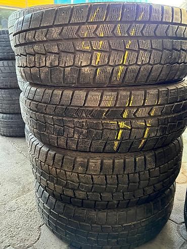 Зимняя японская шина. Фирма Dunlop made in Japan. Размер 185/60R15