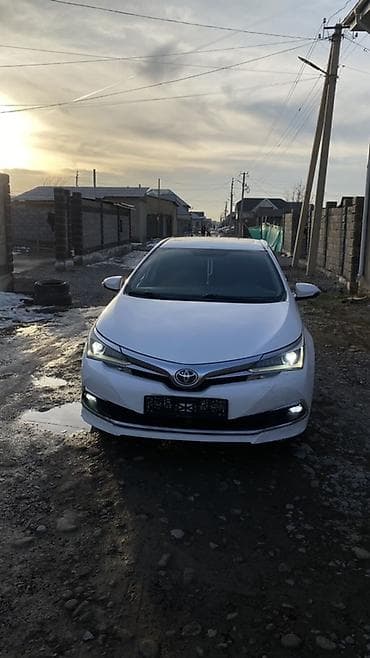 Toyota Corolla: 2019 г., Автомат, Бензин, Седан