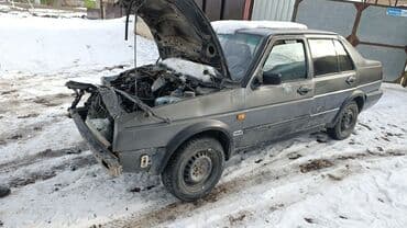 Volkswagen Jetta: 1990 г., 1.8 л, Механика, Седан — 2