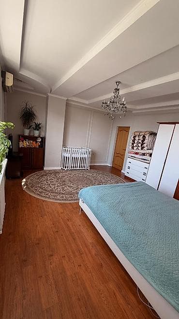 срочна продам: 80 м², С мебелью — 5