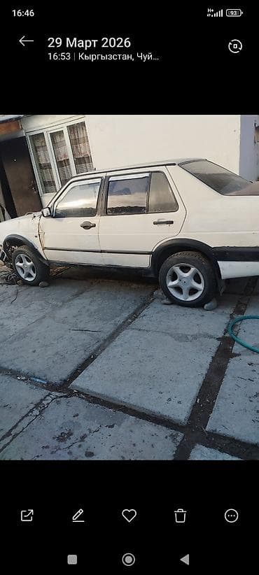 авто в такси: Продаю на разбор кроме матора всё есть — 2