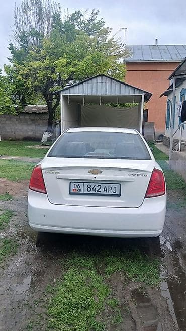 Chevrolet Lacetti: 2005 г., 1.6 л, Ручные, Газ, Седан — 3