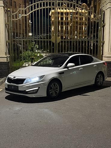 противен: Kia K5: 2010 г., 2 л, Бензин, Седан — 2