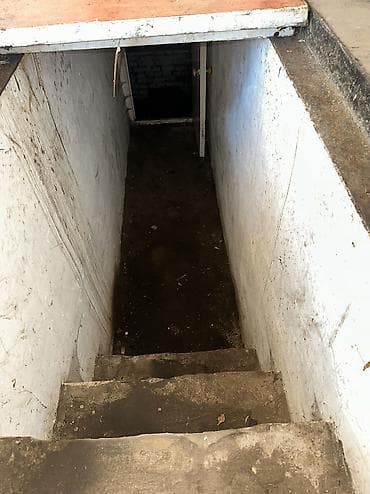 сто гараж: 20 м², Кирпичный — 10