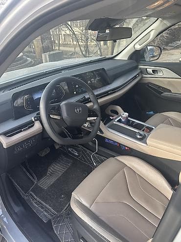 байкал м 1: Changan : 2025 г., 2 л, Вариатор, Гибрид, Пикап — 2