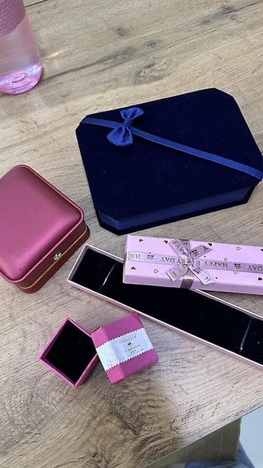 в упаковке: Набор подарочных коробочек для украшений - Разноформатные шкатулки и — 3