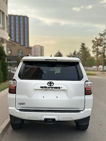 Продажа авто: Toyota 4Runner: 2020 г., 4 л, Автомат, Бензин, Внедорожник — 8