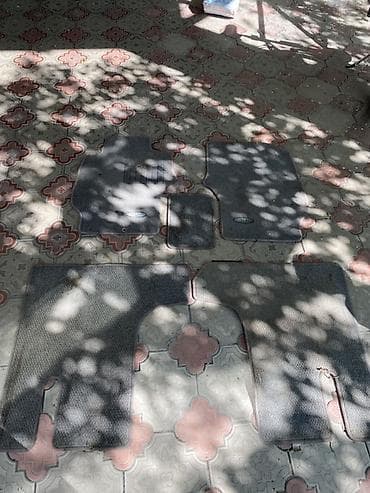 viper v250 r1: Родные полики на Делика 
Плюс резиновые 
Цена 2000 сом 
Торг ! — 1