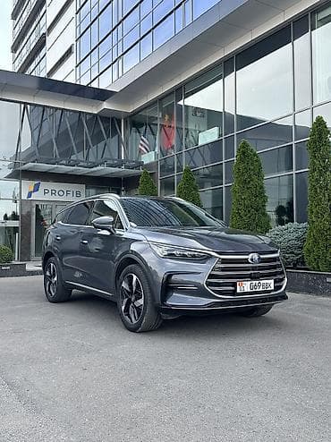 BYD: BYD Tang: 2023 г., 1.5 л, Автомат, Гибрид, Кроссовер — 3