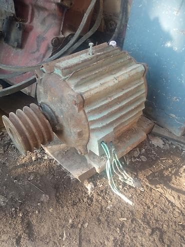 Мебель: Электродвигатель, Трехфазные, Мощность: 11 кВт, Обороты: 1500 об/мин — 1