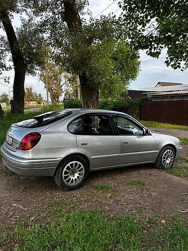 автовоз китайский: Toyota Corolla: 2000 г., 1.3 л, Механика, Бензин, Седан — 4