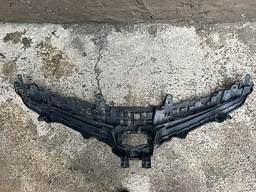 sur ron: Решетка радиатора Toyota — 4