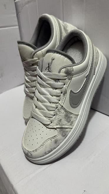 dunk low: Кроссовки, 37, 39, 36, Air Jordan, Новый, цвет - Белый — 4