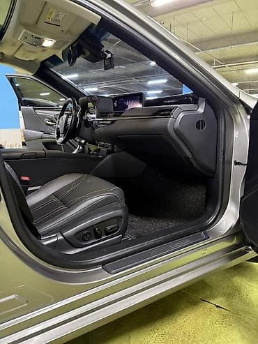 с4 s4 c4: Lexus ES: 2019 г., 2.5 л, Вариатор, Гибрид, Седан — 9