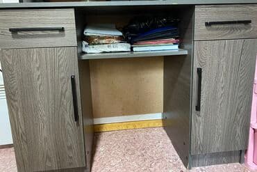 мебель для дачи недорого: Гардероб большой с партой делали на заказ с. Продан⛔️ Стол кух 1800 — 2