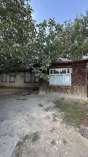 горам: 📍В Сокулуке продаются 2 дома, расположенные на участке 20 соток — 5