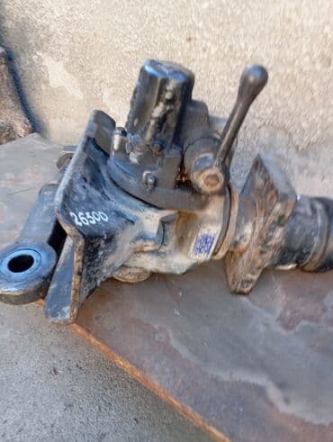 реечный домкрат: Фаркоп Для грузовых авто Howo, Б/у, Самовывоз — 14