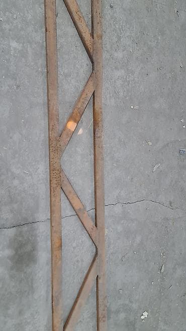 Чатырлар үчүн башка нерселер: Продаются фермы трубоквадрат 60 ×30 ×3 средняя длина 5.7 м Цена 100сом — 3