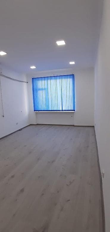 сдаю кабинет в мед центре: Аренда офисов, 22 м², В административном здании — 3