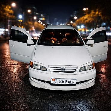 step vagon: Toyota Ipsum: 1997 г., 2 л, Автомат, Бензин, Универсал — 1