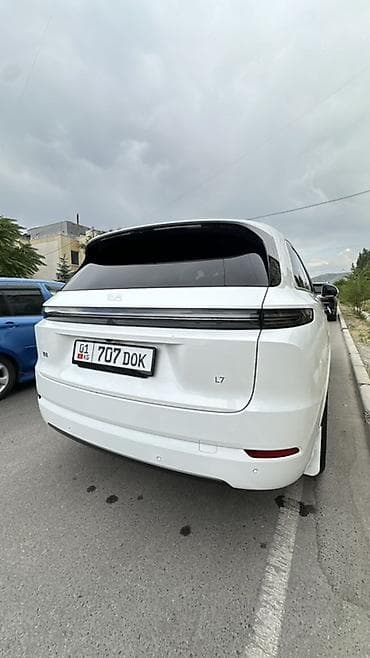 byd e2 2019: Lixiang L7: 2024 г., Автомат, Гибрид, Кроссовер — 3