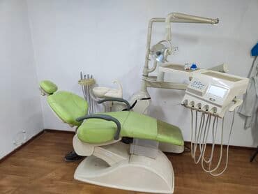 Медицинское оборудование: Срочно продается стом кресло 1 шт 100,000 каждый — 1