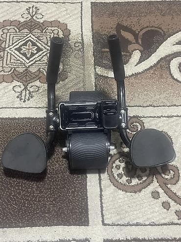 четырехколесный: 1000 отдам почти новый 4-5 раз исправл Роликовый тренажер для пресса — 5