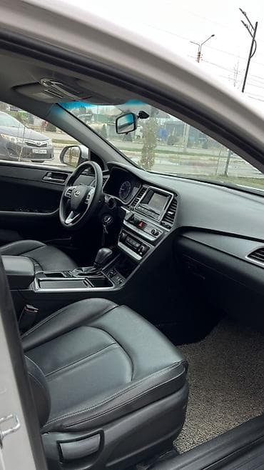 Продажа авто: Hyundai Sonata: 2018 г., 2 л, Автомат, Бензин, Седан — 7