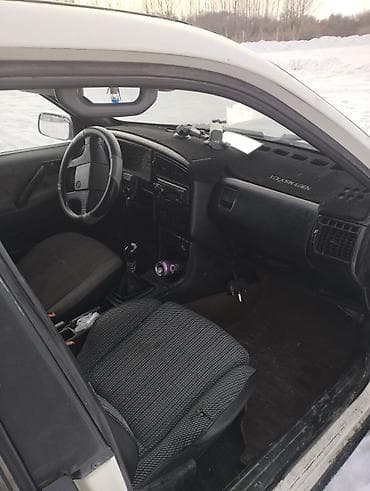 Продажа авто: Volkswagen Passat Variant: 1991 г., 1.8 л, Механика, Универсал — 5
