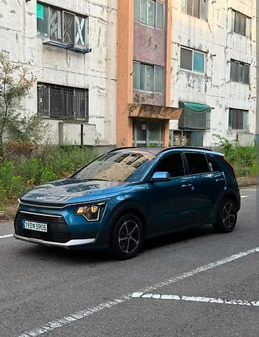 Продажа авто: Kia Niro: 2022 г., Кроссовер — 2