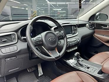 Транспорт: Kia Sorento: 2017 г., 2 л, Автомат, Дизель, Кроссовер — 7