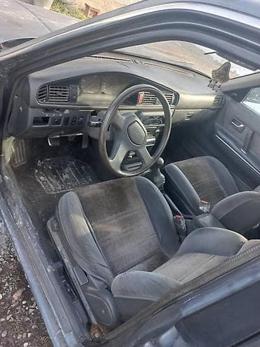 мазда автомобиль: Mazda 626: 1988 г., 2.2 л, Ручные, Бензин, Седан — 2