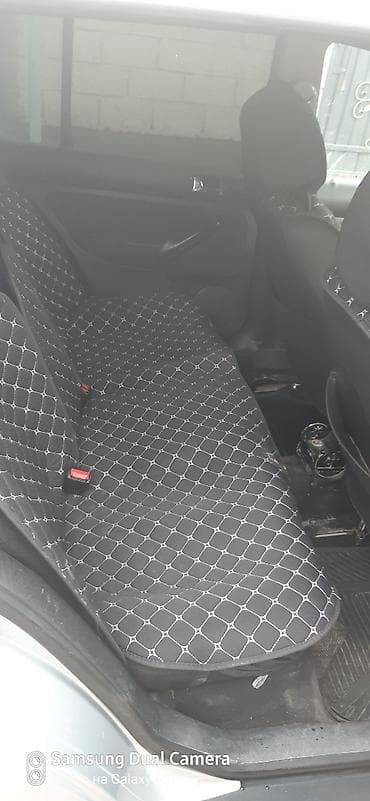 cl 63: Volkswagen Golf: 1998 г., 1.4 л, Механика, Бензин, Хэтчбэк — 5