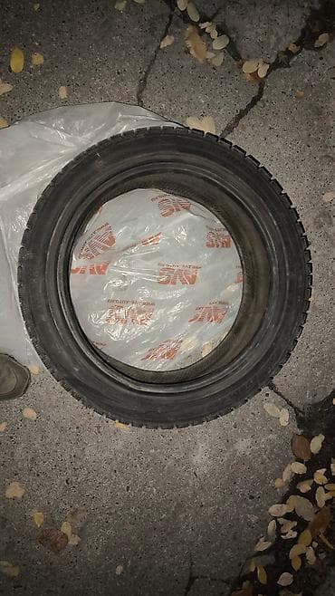 зимние шины 215 45 r17: Шины 215 / 45 / R 17, Зима, Б/у, Пара, Легковые, Япония, Yokohama — 1