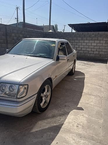 салон сиденья на мерседес 124: Mercedes-Benz W124: 1993 г., Седан — 2
