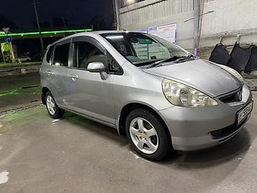 Продажа авто: Honda Fit: 2003 г., 1.5 л, Автомат, Бензин, Хэтчбэк — 2