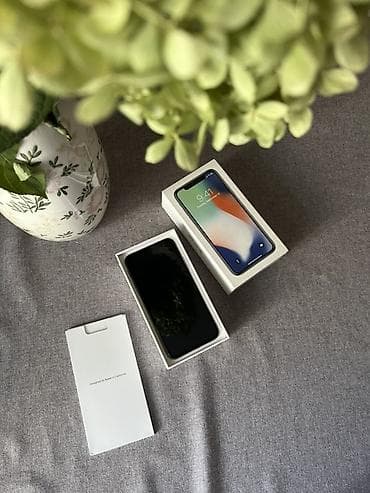 fold 4: IPhone X, цвет Silver - Экран 5.8" Super Retina OLED (2436×1125) — 7