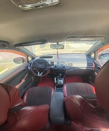 Honda Civic: 2007 г., 1.8 л, Автомат, Бензин, Седан — 9