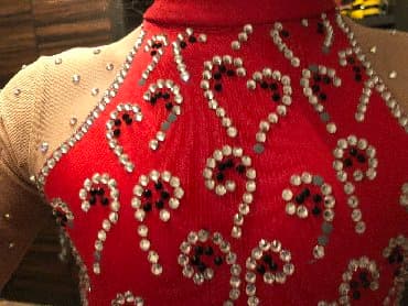 купальник для художественной: Продается купальник для художественной гимнастики. Б/у. Носили — 6